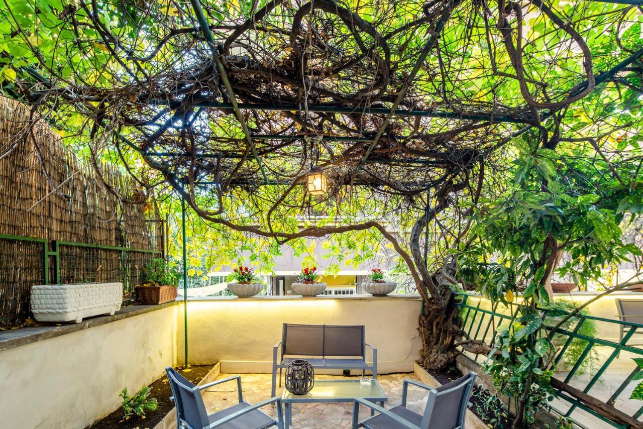 Garden House - Luxury Guest House - Overnight Stay Only Рим Екстериор снимка